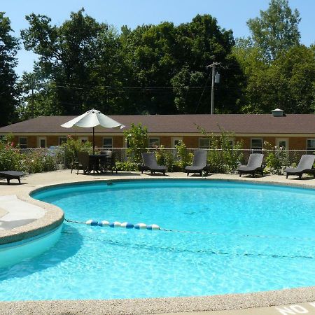 The Saugatuck Retro Resort Exteriör bild