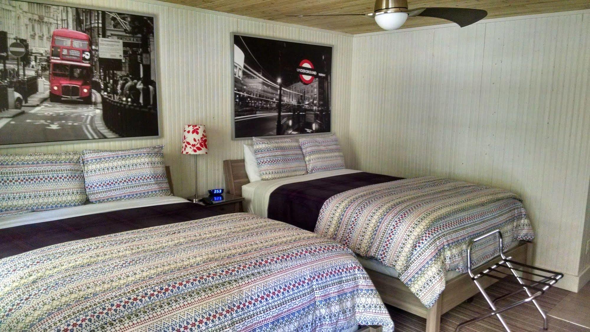 The Saugatuck Retro Resort Exteriör bild